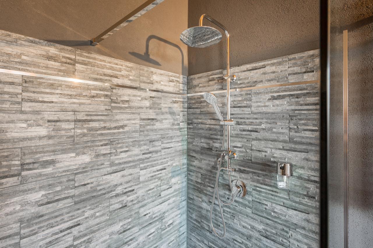 Quadruple Room Private Bathroom